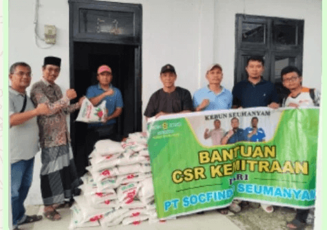 PT Socfindo Seumanyam Salurkan Bantuan ke Warga Musibah Pasca Bencana Banjir Bandang