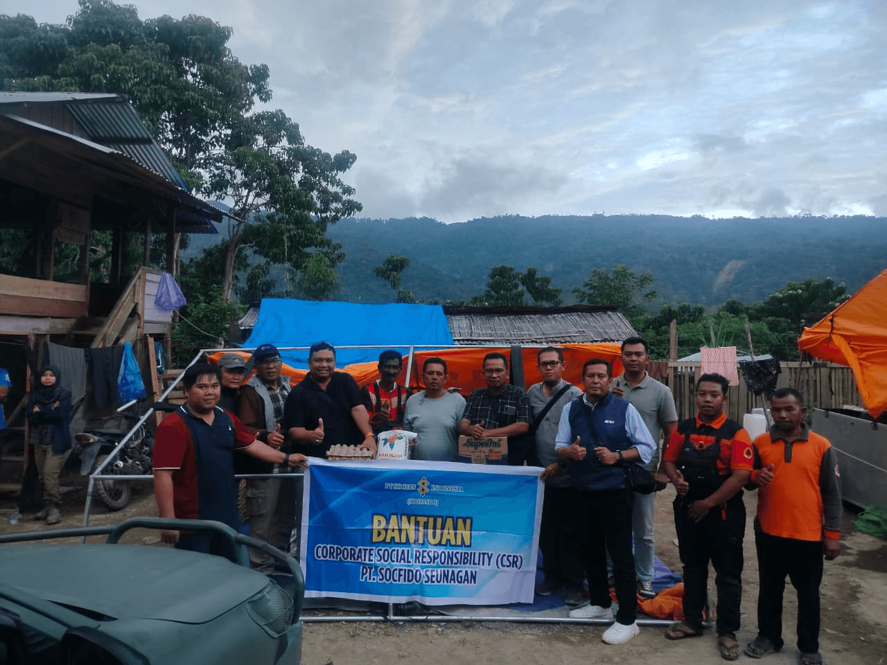 Peduli Warga Terdampak Bencana Banjir Bandang, PT Socfindo Seunagan Salurkan Sembako ke Beutong Ateuh Banggala